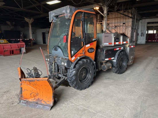 2011 Holder C480 Sidewalk Plow