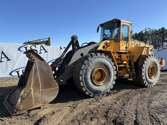 Volvo L220d Loader