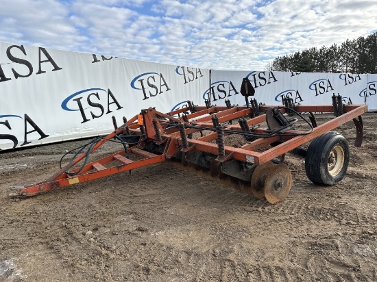 J I Case Soil Controller 11 Shank Chisel Plow