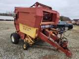 New Holland 848 Round Baler