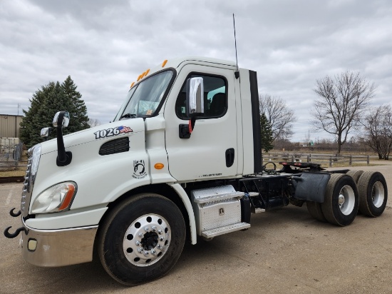 2013 Freightliner Day Cab