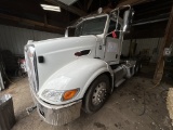 2011 Peterbilt 384 Day Cab