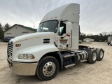 2015 Mack Cxu613 Day Cab