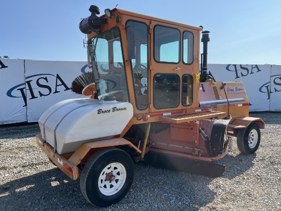 2004 Broce Rj 350 Broom