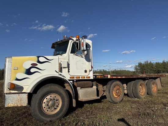 1993 Peterbilt 357 Flat Bed Truck Tractor