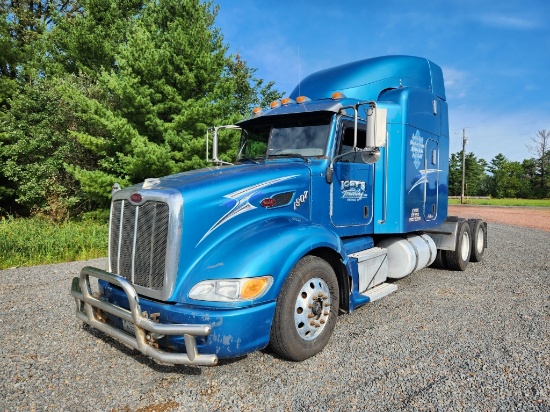 2007 Peterbilt 386 Sleeper Tractor