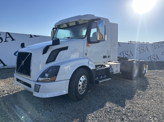 2018 Volvo Vnl42t Day Cab Tractor
