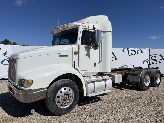 1999 International 9200 6x4 Day Cab Truck Tractor