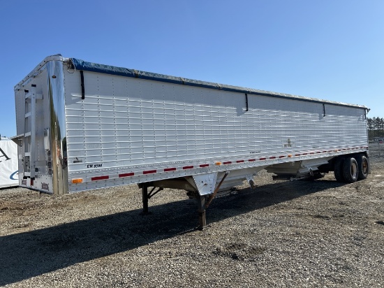2005 Wilson 42’ Grain Trailer
