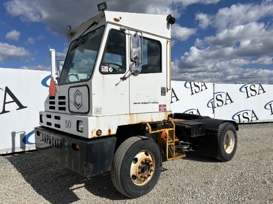 2010 Capacity Spotter Truck