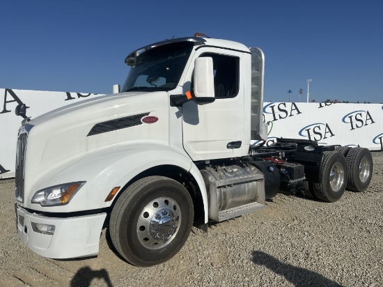 2024 Peterbilt Day Cab Truck Tractor