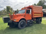 1997 International 4900 Chip/dump Truck