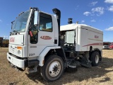 2004 Elgin Sc-8000 Sweeper