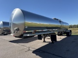 1993 Walker 6200 Gallon Sanitary Tanker