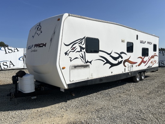 2008 Forest River Inc. Wolf Pack 32’ Travel Traile