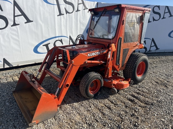 Kubota B2400 4x4 Tractor