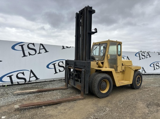 Clark Forklift
