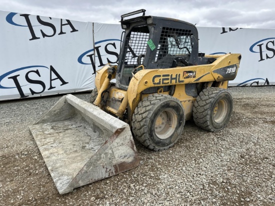 Gehl 7810 Wheeled Skid Steer