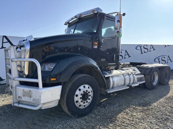 2018 International Hx620 6x4 Day Cab Truck Tractor