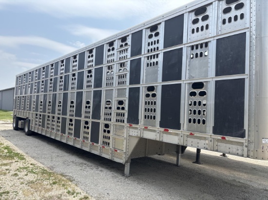 2017 Barrett Live Stock Semi Trailer