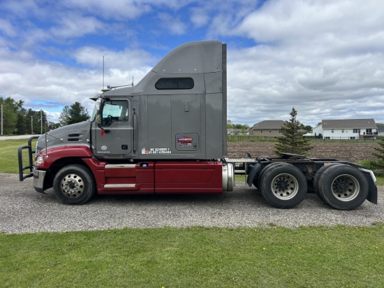 2015 Mack Sleeper Cab Truck Tractor