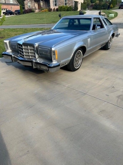 1979 Ford Thunderbird Sedan