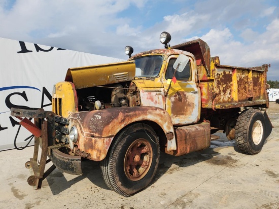 1956 International R190 Single Axle Dump Truck