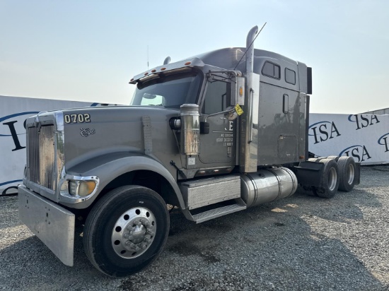 2007 International Sleeper Cab Truck Tractor