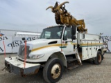 2005 International 4400 4x2 Digger Derrick Truck