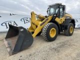 2022 Komatsu Wa320-8 Wheel Loader