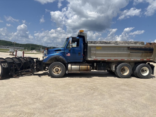 2004 International 7600 Tandem Axle Dump Truck