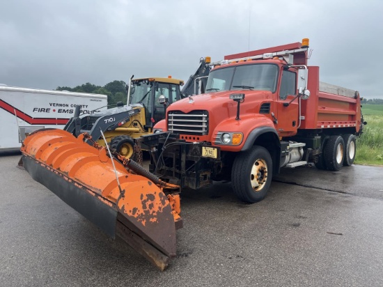 2007 Mack Granite Tandem Axle Dump Truck