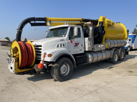 2000 Sterling Lt7501 T/a Vac Truck