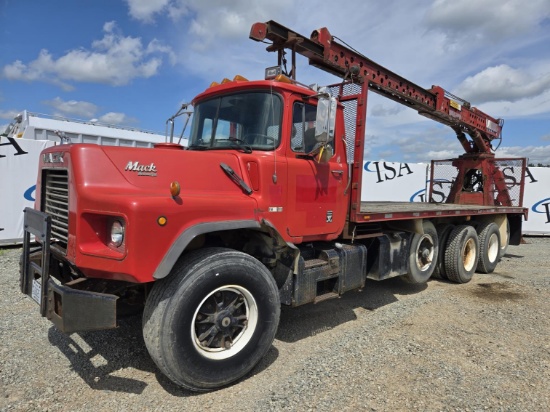 1994 Mack Edm688s Boom Truck