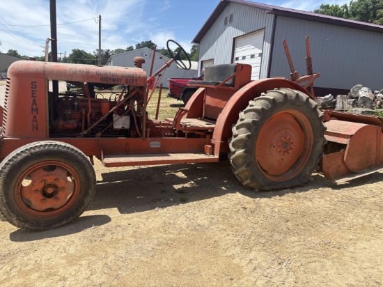 Seaman Pulvi Mixer Tractor