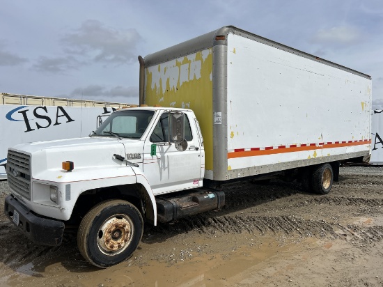 1993 Ford F700 Box Truck