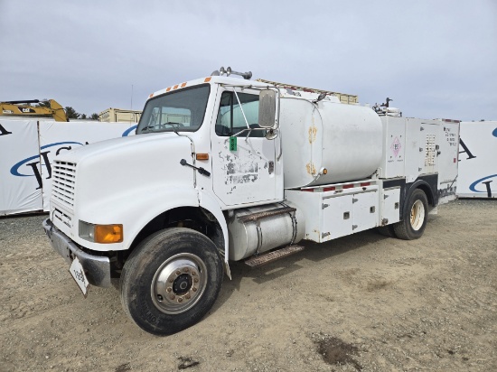 1996 International 8100 Fuel And Lube Truck