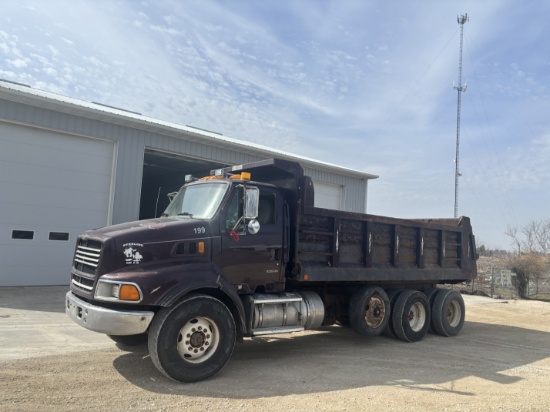1999 Sterling L9513 Tri Axle Dump Truck