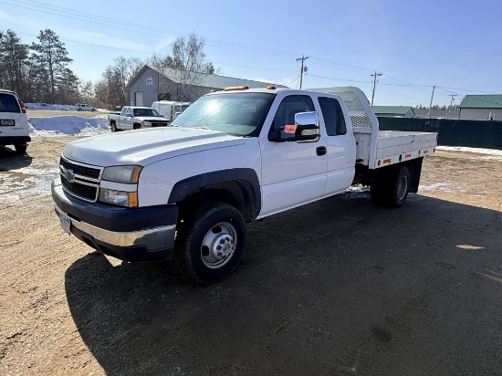 2006 Chevy 3500hd Flatbed Truck