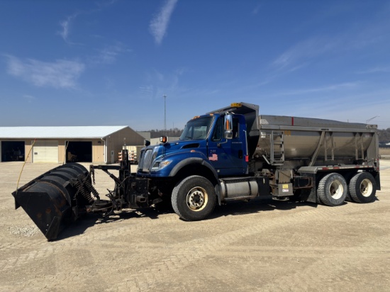2006 International 7600 Tandem Axle Patrol Truck
