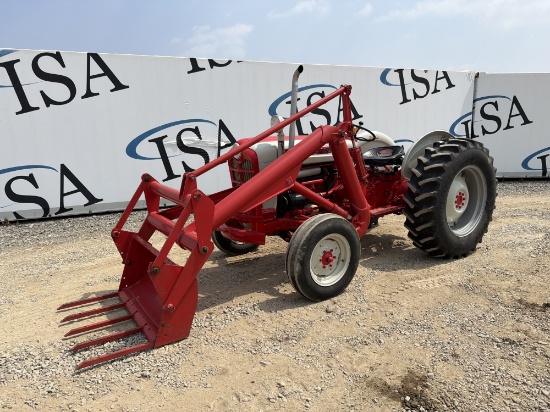 Ford 881 Tractor