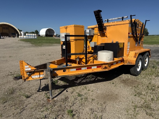 2015 Towmaster Hot Box Tar Trailer