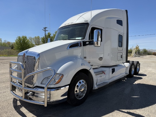 2018 Kenworth T680 Sleeper Cab Truck Tractor