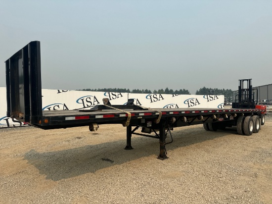 2023 Clark 45' Semi Trailer W/ Piggy Back Forklift