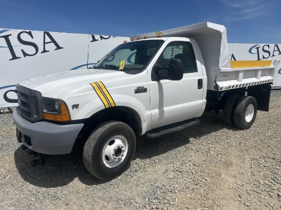 2001 Ford F-350 4x4 Single Axle Dump Truck