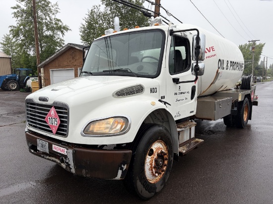 2005 Freightliner M2 Lp Truck