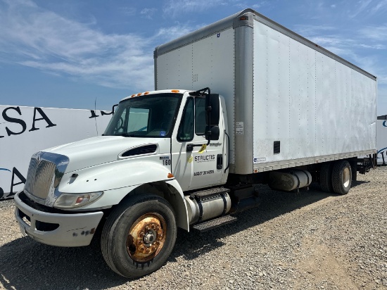 2011 International Dura Star 4300 Box Truck