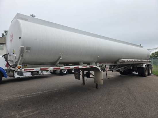 2005 Lbt 9500 Gallon Fuel Tanker