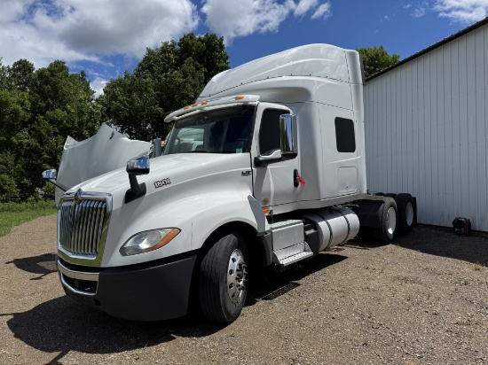 2018 International Lt Navistar Sleeper Cab Truck Tractor