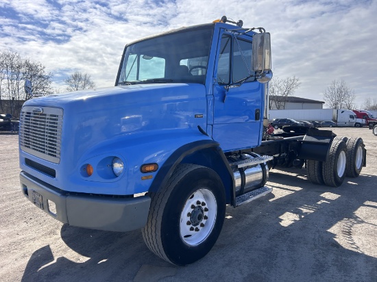 2003 Freightliner Day Cab Truck Tractor